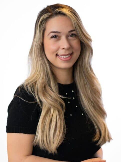 Zeynep Aspect Ratio 3 4