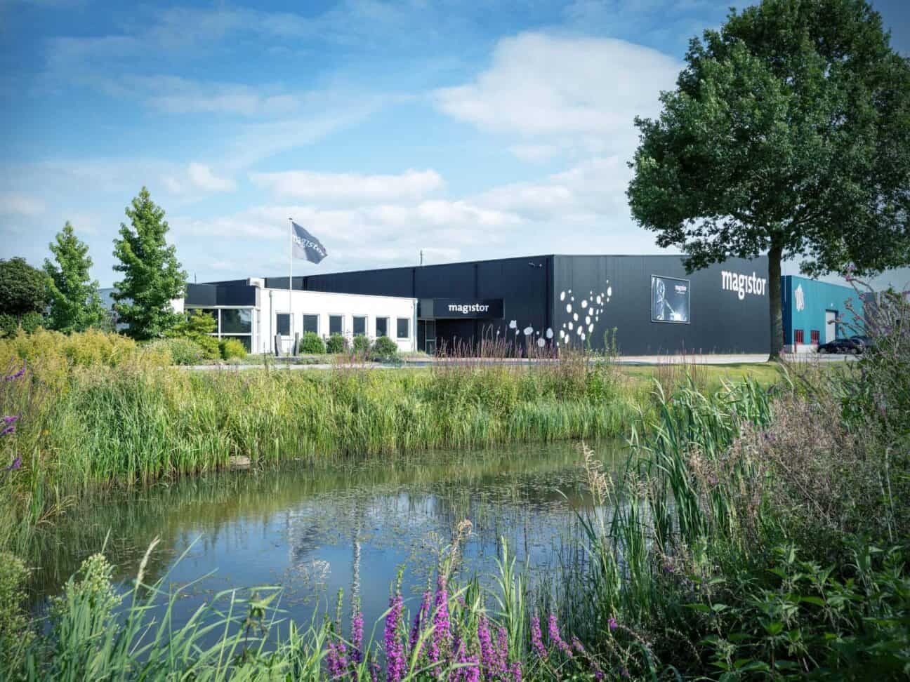 Magistor 2 Aspect Ratio 4 3